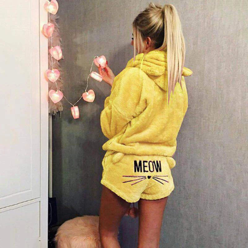 Women Coral Velvet Pajamas Set Autumn Winter Warm Pajamas Two Piece Set Sleepwear Cute Cat Meow Pattern Hoodies Shorts Set